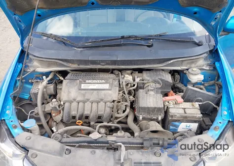 2010 Honda Insight Ex from USA, damaged, VIN JHMZE2H78AS023102